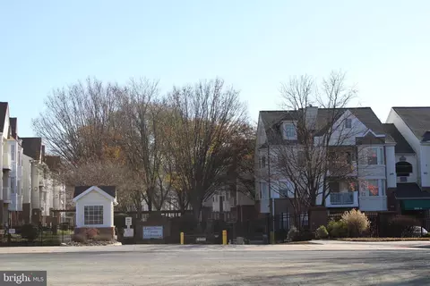 8951 Town Center Cir #UPPR B, Marlboro, MD 20774