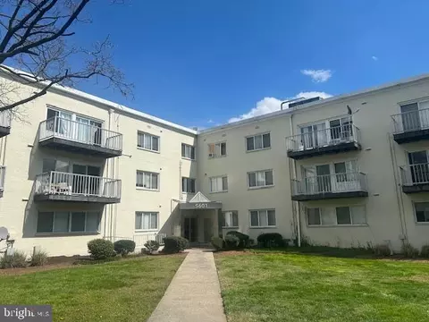 5601 Parker House Ter #212, Hyattsville, MD 20782