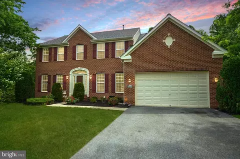 5200 Derby Manor Ln, Marlboro, MD 20772
