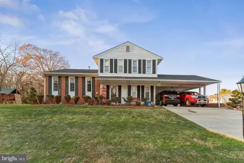 2210 Steuben Ave, Fort Washington, MD 20744
