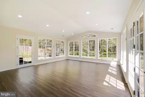 Living - 8902 Montpelier Dr, Laurel, MD 20708 photo 10 of 10