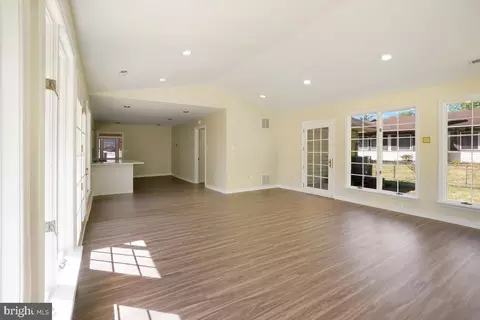 Living - 8902 Montpelier Dr, Laurel, MD 20708 photo 9 of 10