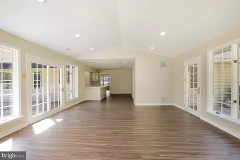 Living - 8902 Montpelier Dr, Laurel, MD 20708 photo 8 of 10