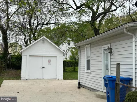 6505 Randolph, Morningside, MD 20746 photo 2