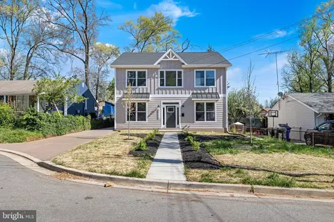 5114 Kennebunk Ter, College Park, MD 20740