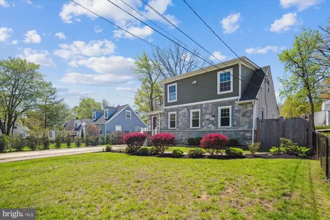 7121 Allison St, Hyattsville, MD 20784