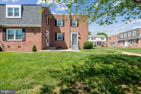 2418 Iverson St, Temple Hills, MD 20748