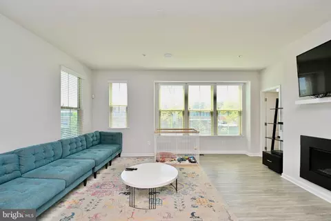 Living - 10126 Aerospace Rd, Lanham, MD 20706 photo 5 of 5