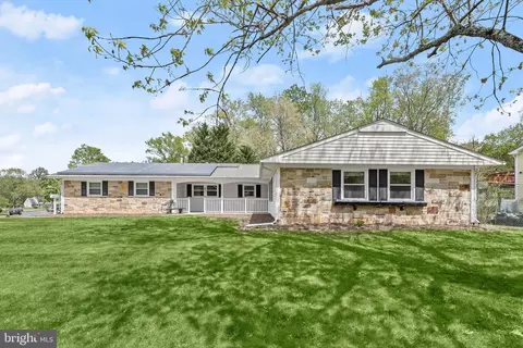 16006 Audubon Ln, Bowie, MD 20716