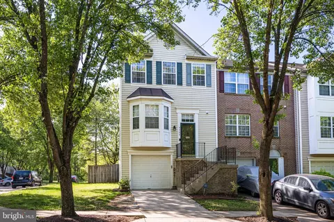 9924 Royal Commerce Pl, Marlboro, MD 20774