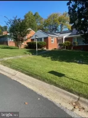 926 Karlson Ave, Hyattsville, MD 20783