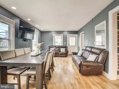 Dining - 601 4th St, Laurel, MD 20707 photo 2 of 4