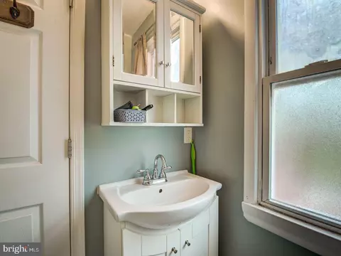 Other - 601 4th St, Laurel, MD 20707 photo 3 of 8