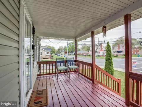 Exterior - 601 4th St, Laurel, MD 20707 photo 5 of 15