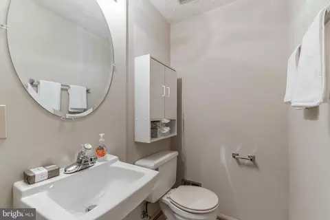 Bath - 8600 Briarwood Ct, Laurel, MD 20708 photo 2 of 4