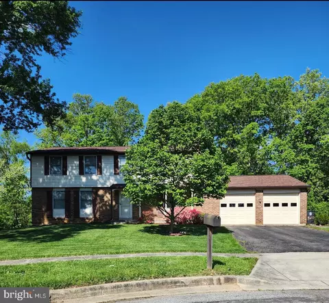 Exterior - 8600 Briarwood Ct, Laurel, MD 20708 photo 4 of 4