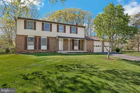 8600 Briarwood Ct, Laurel, MD 20708