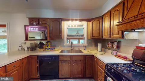 9440 Dyson Rd, Brandywine, MD 20613 photo 8