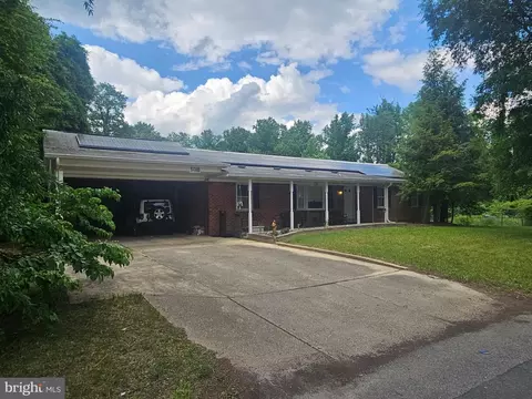 9440 Dyson Rd, Brandywine, MD 20613 photo 2