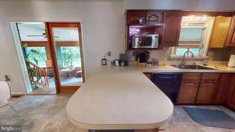 9440 Dyson Rd, Brandywine, MD 20613 photo 10