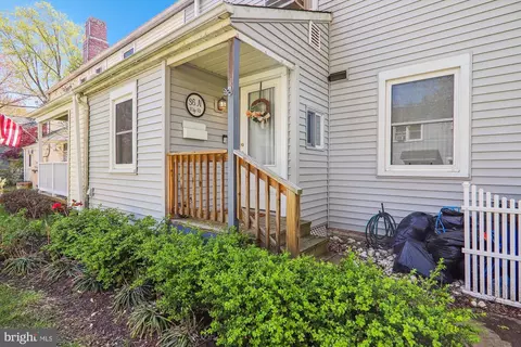 36 Ridge Rd #N, Greenbelt, MD 20770