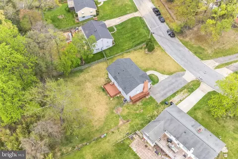 Exterior - 5902 Maple Ter, Laurel, MD 20707 photo 4 of 10