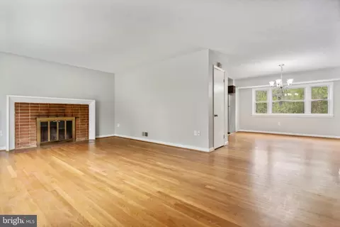 Living - 5902 Maple Ter, Laurel, MD 20707 photo 2 of 3