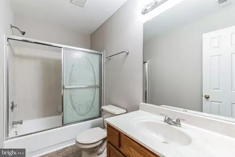 Bath - 611 8th St, Laurel, MD 20707 photo 3 of 5
