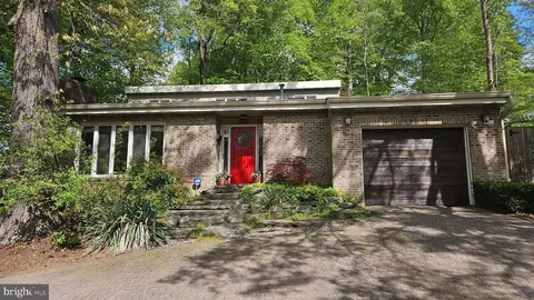 3127 Belair Dr, Bowie, MD 20715