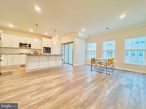 9605 Block St, Lanham, MD 20706 photo 14
