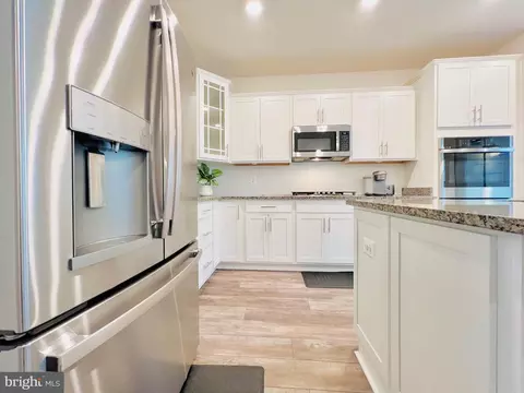 9605 Block St, Lanham, MD 20706 photo 11