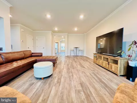 9605 Block St, Lanham, MD 20706 photo 6