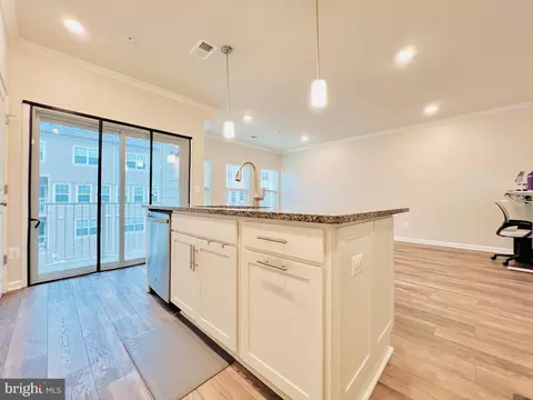 9605 Block St, Lanham, MD 20706 photo 10