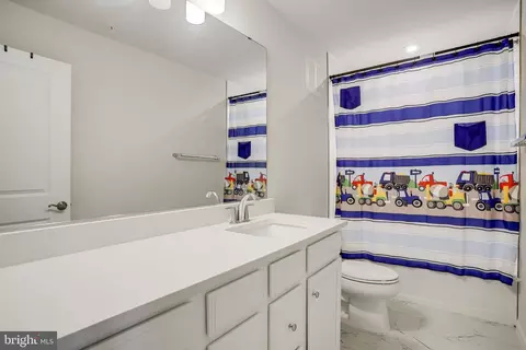 Bath - 10548 John Glenn St, Lanham, MD 20706 photo 6 of 7