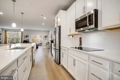 Kitchen - 10548 John Glenn St, Lanham, MD 20706 photo 6 of 7