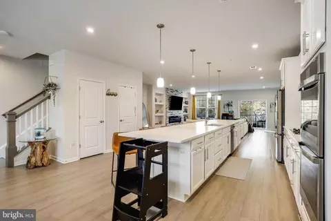 Kitchen - 10548 John Glenn St, Lanham, MD 20706 photo 5 of 7