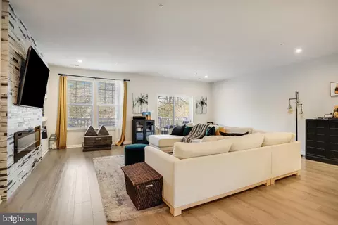 Living - 10548 John Glenn St, Lanham, MD 20706 photo 2 of 8
