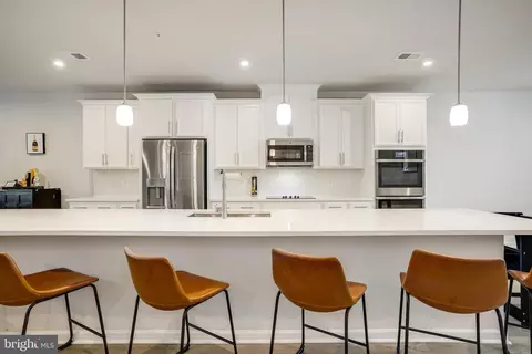 Kitchen - 10548 John Glenn St, Lanham, MD 20706 photo 3 of 7