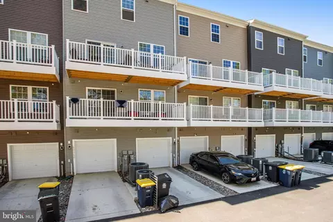 Exterior - 10548 John Glenn St, Lanham, MD 20706 photo 9 of 10