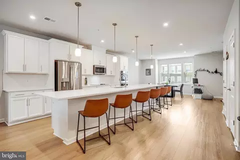 10548 John Glenn St, Lanham, MD 20706