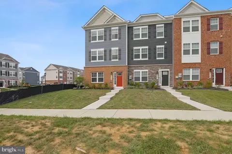 8710 Tavern St, Clinton, MD 20735