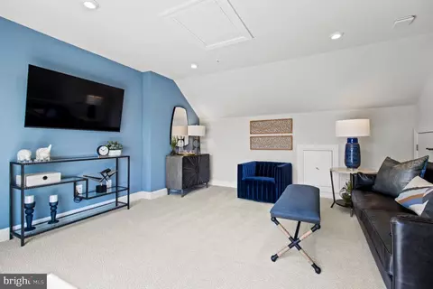 Living - 12604 Canopy Ave, Brandywine, MD 20613 photo 6 of 6