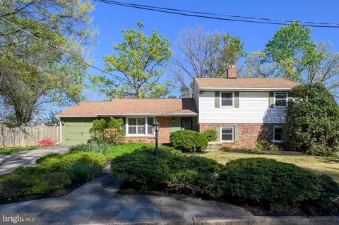 13227 Ronehill Dr, Beltsville, MD 20705