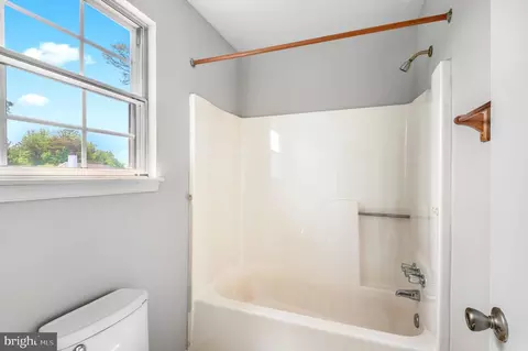 7603 Fox Den Ct, Clinton, MD 20735 photo 25