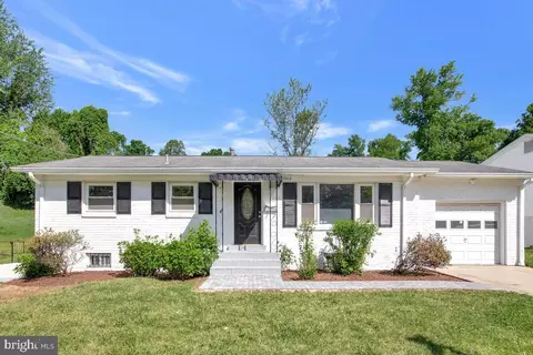 7212 Giddings Dr, Capitol Heights, MD 20743