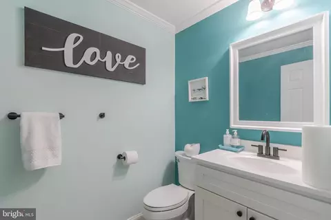 Bath - 4907 Seltzer St, Lanham, MD 20706 photo 1 of 3