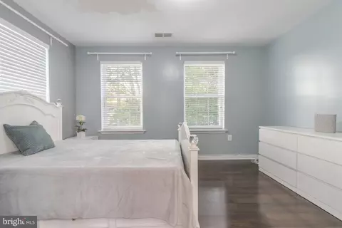 Bedroom - 4907 Seltzer St, Lanham, MD 20706 photo 3 of 6