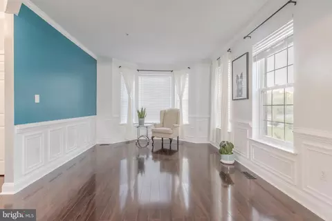 Entry Way - 4907 Seltzer St, Lanham, MD 20706 photo 4 of 12