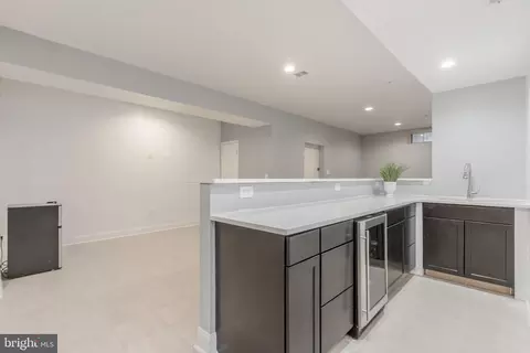 Entry Way - 4907 Seltzer St, Lanham, MD 20706 photo 10 of 12
