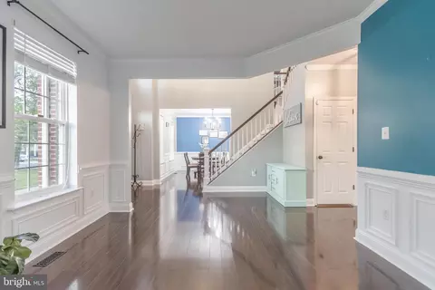 Entry Way - 4907 Seltzer St, Lanham, MD 20706 photo 5 of 12